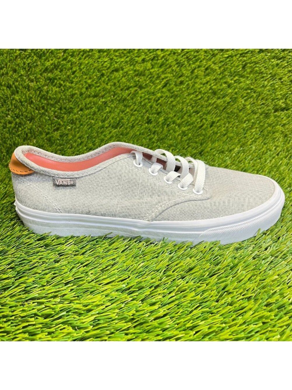 Vans UltraCush Womens Size 8.5 Gray White Athletic‎ Walking Skate Shoes Sneakers